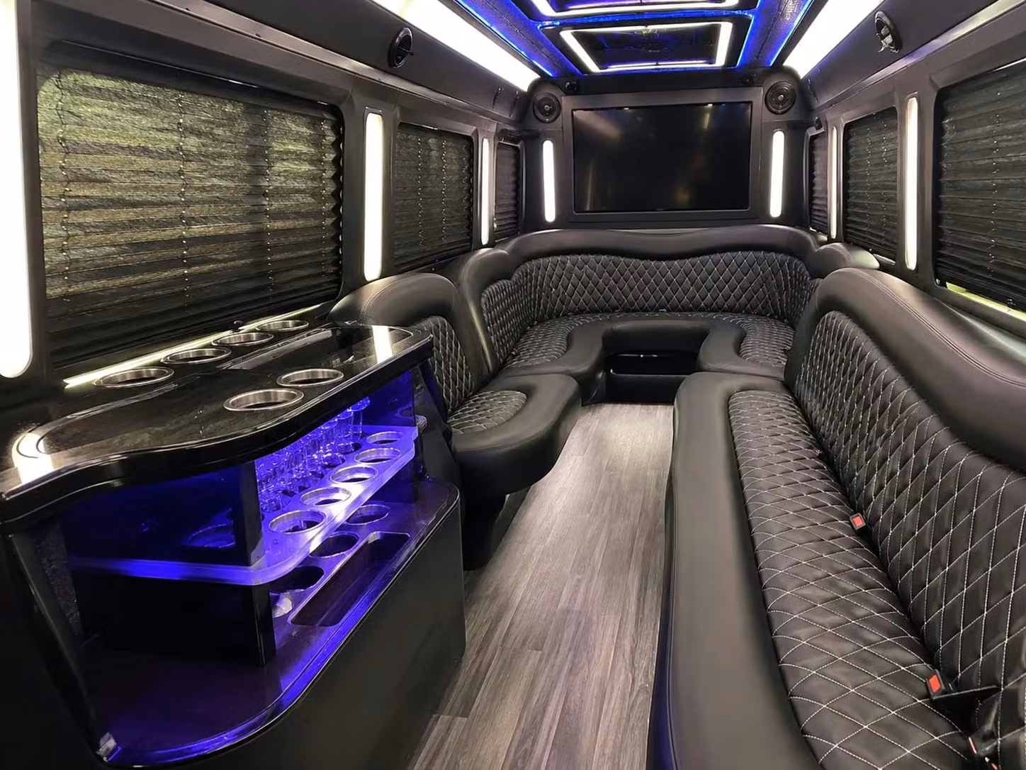 los altos 15 to 50 passenger prom party buses and sprinter limos in los altos