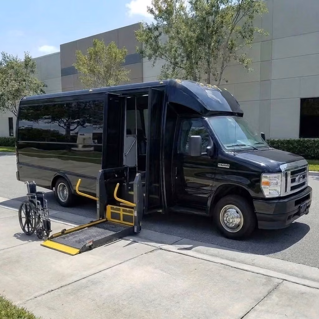 los altos 18 passenger minibus wheelchair lift