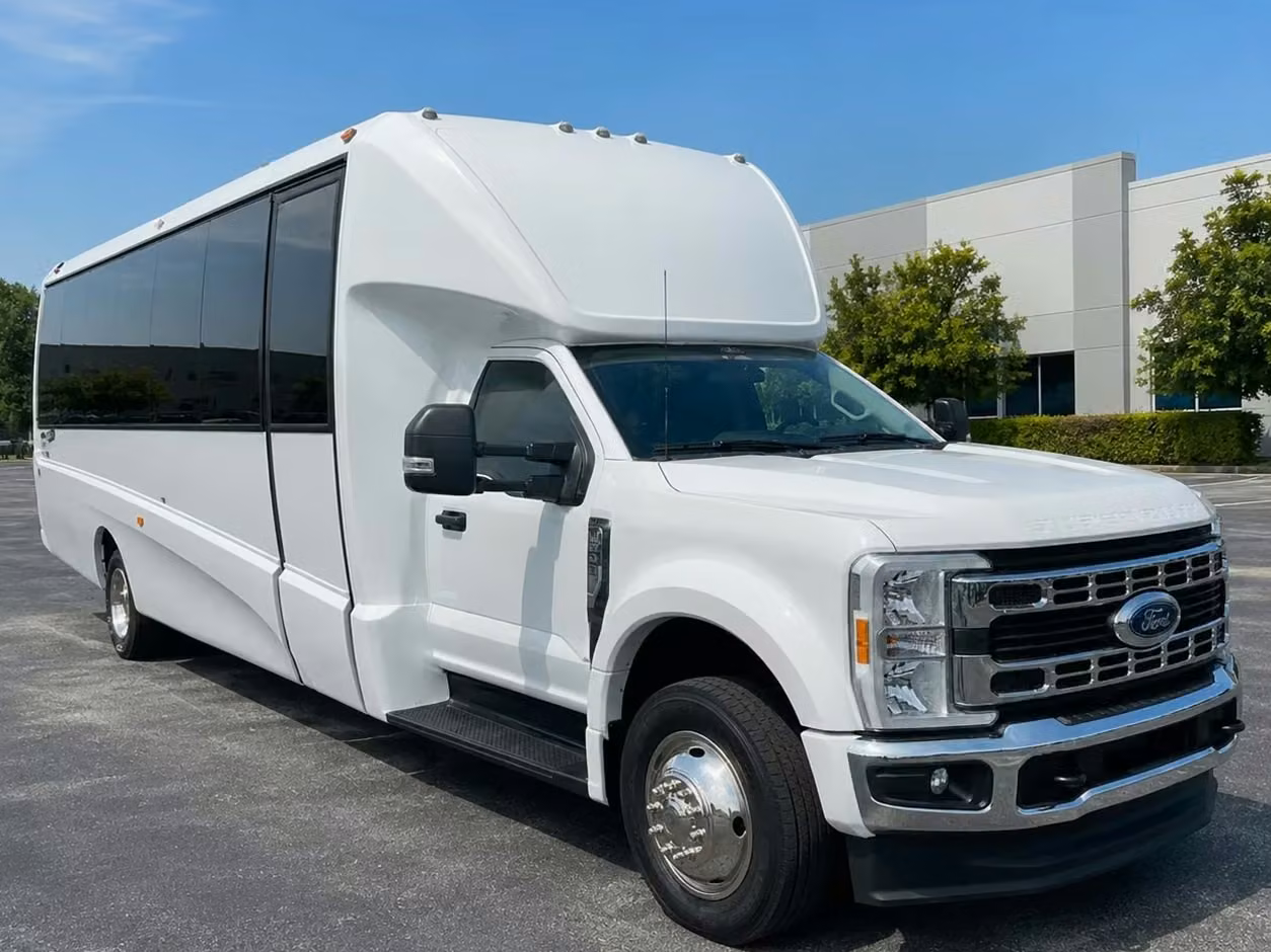los altos 25 passenger minibus rental