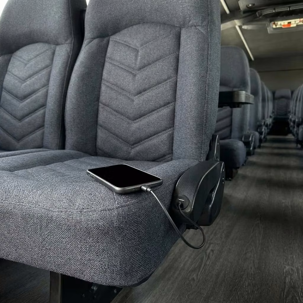 los altos 25 passenger minibus usb charging