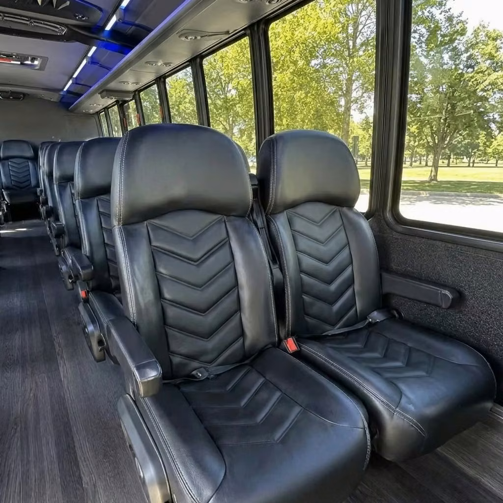 los altos 28 passenger minibus seating