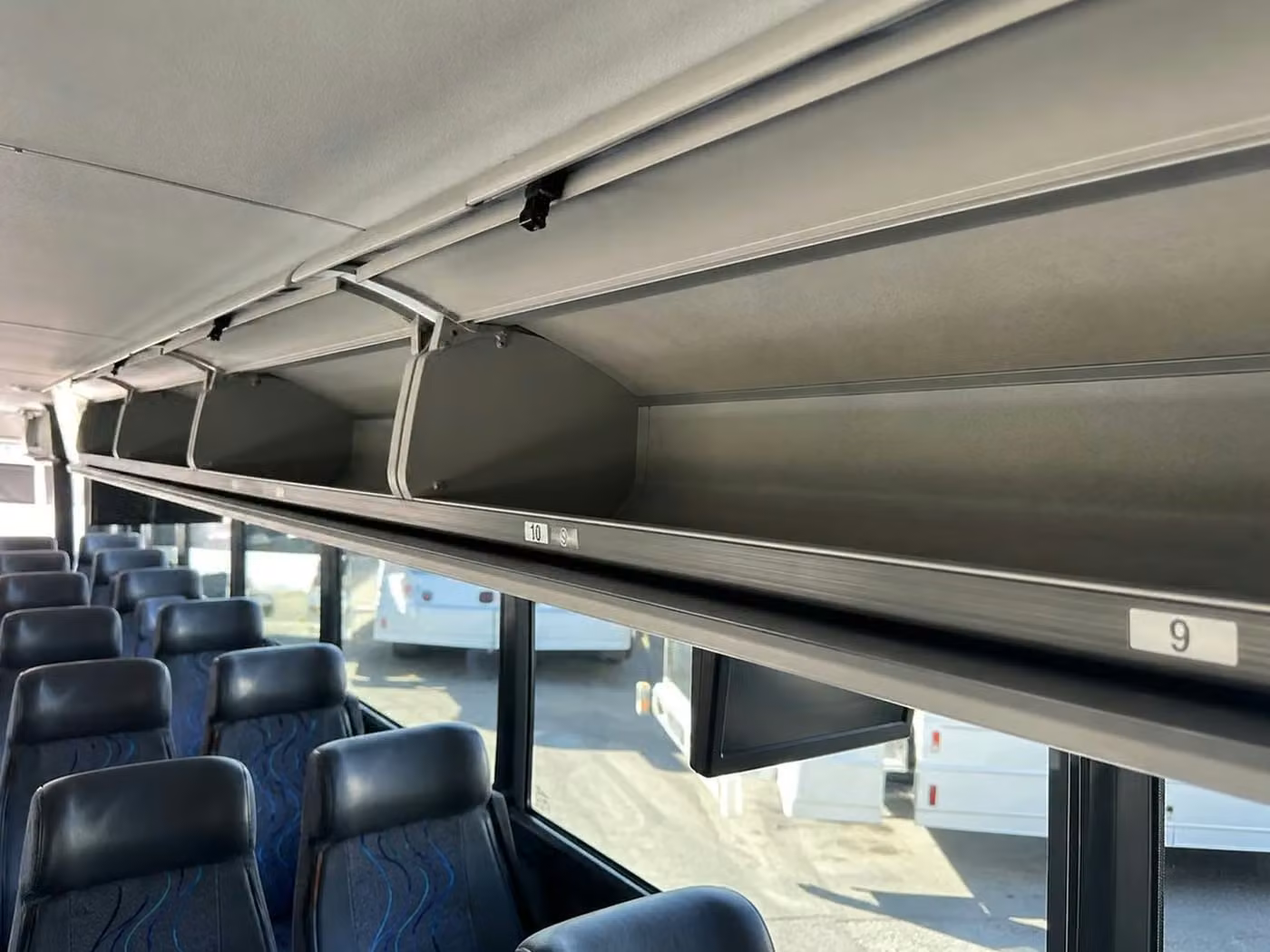 los altos 35 passenger minibus overhead storage