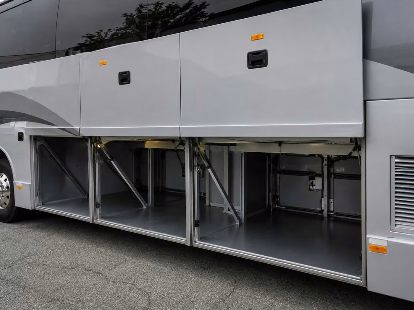 los altos 56 passenger charter bus luggage bays