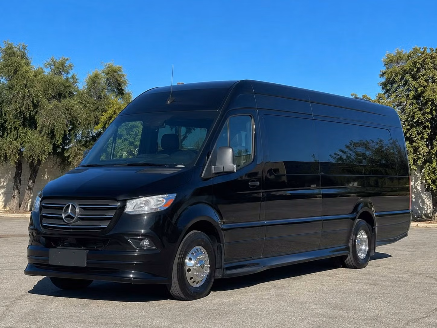 los altos bus rental options for every group size