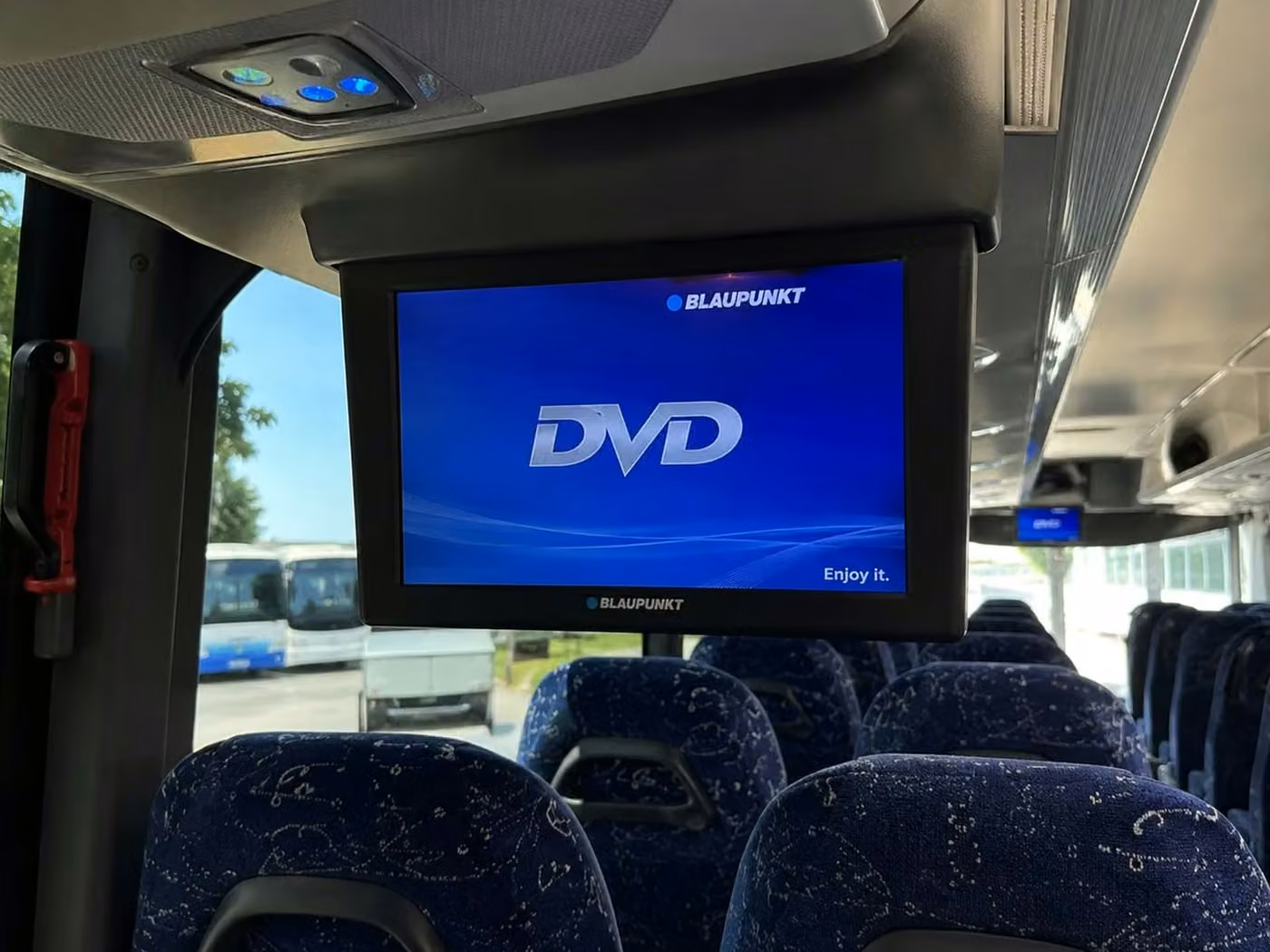 los altos charter bus tv monitors